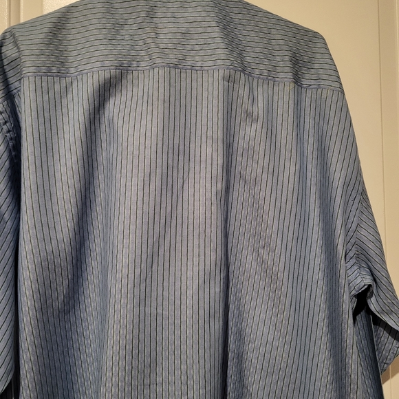 Robert Graham Mens Blue Stripped Button Shirt - Picture 7 of 8
